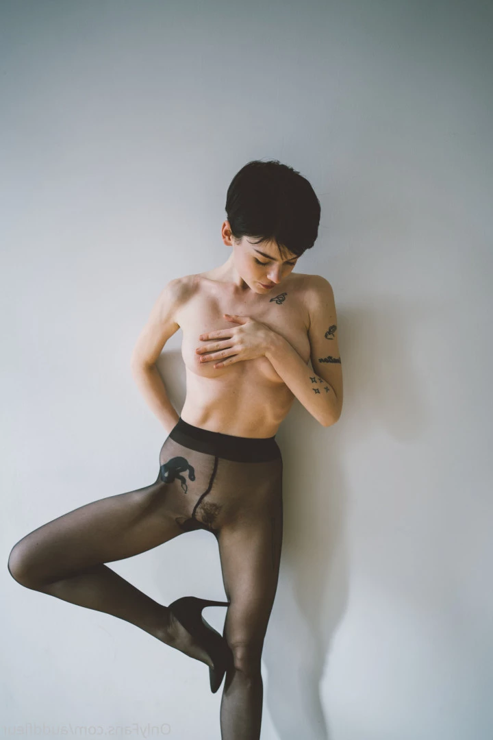 u43097148 [ auddfleur ] Onlyfans leaked photo 7313861 on Hotleaks.tv