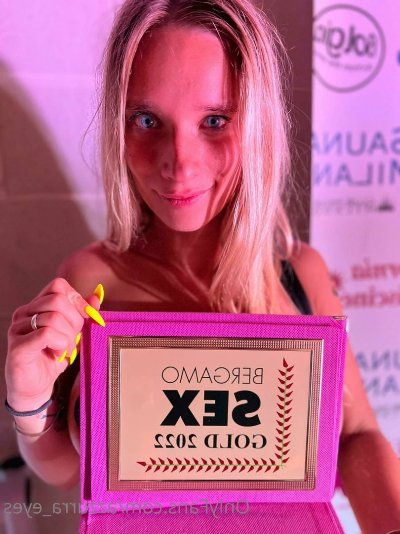 Azzurra Eyes [ azzurra_eyes ] Onlyfans leaked photo 7646572 on Hotleaks.tv