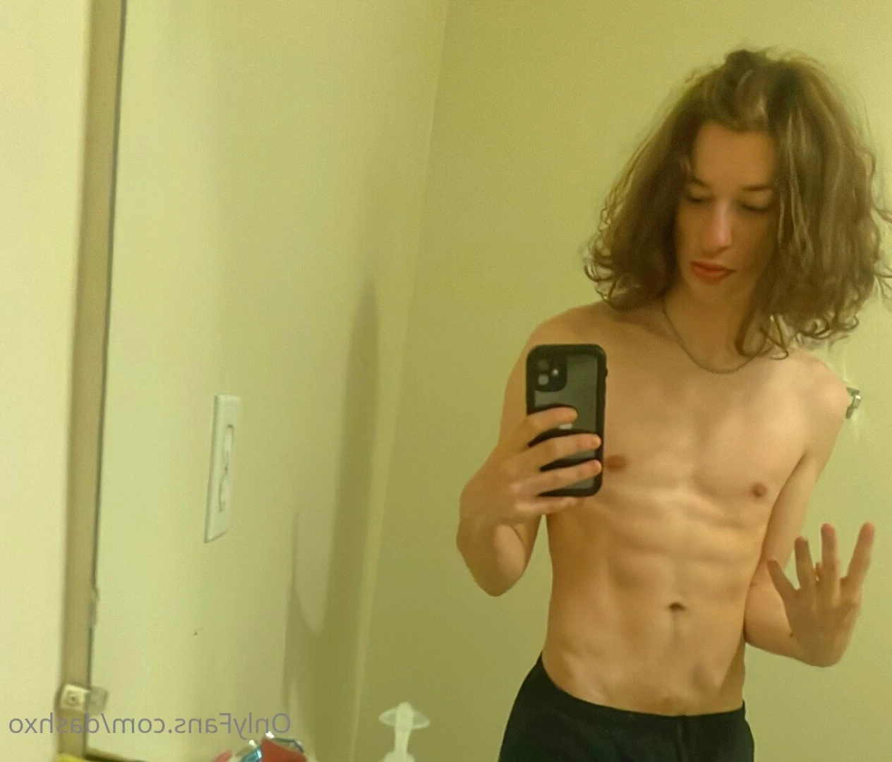 ⚡️ [ b3astb0y ] Onlyfans leaked photo 6452233 on Hotleaks.tv