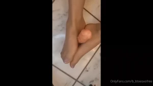10552811