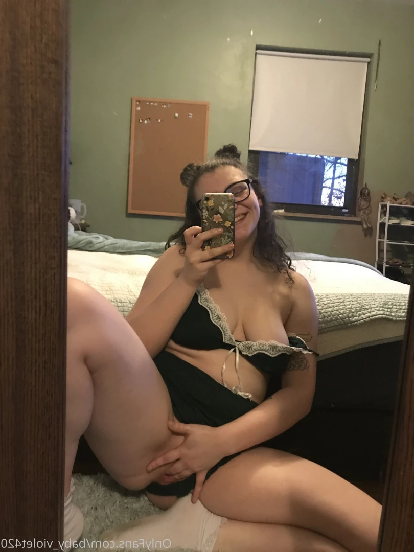 ✨BABY VIOLET✨ FREE DICK RATE✨ [ baby_violet420 ] Onlyfans leaked photo 6515616 on Hotleaks.tv