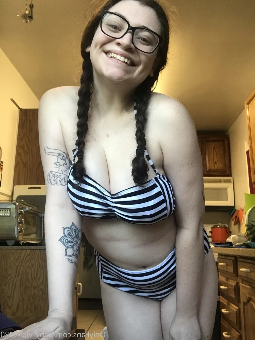 ✨BABY VIOLET✨ FREE DICK RATE✨ [ baby_violet420 ] Onlyfans leaked photo 6531681 on Hotleaks.tv