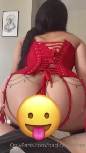 15713529