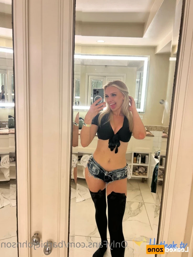 Home wrecker 🤪 [ barbiejohnson ] Onlyfans leaked photo 15376440 on Hotleaks.tv