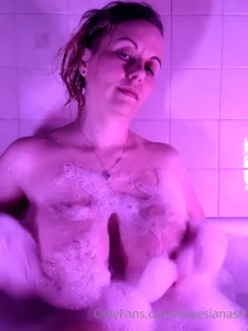 Bayesia Nash [ bayesianash ] Onlyfans leaked video 7758391 on Hotleaks.tv