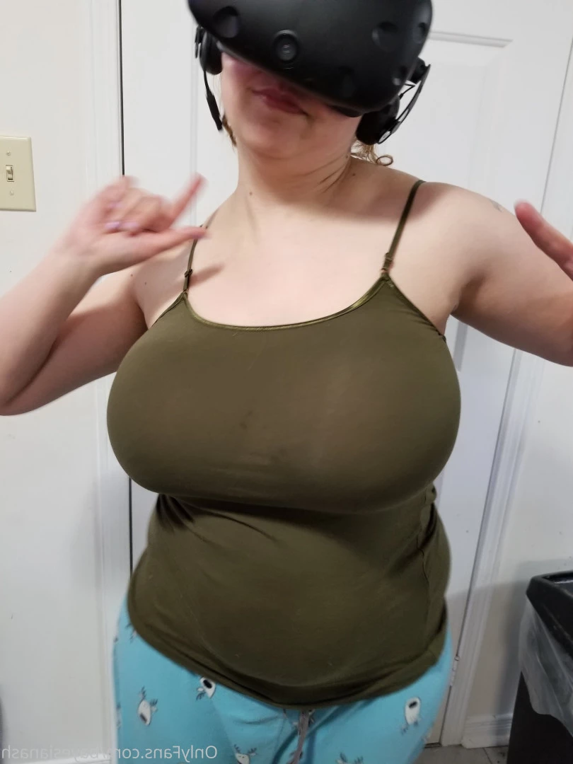 Bayesia Nash [ bayesianash ] Onlyfans leaked photo 10586847 on Hotleaks.tv