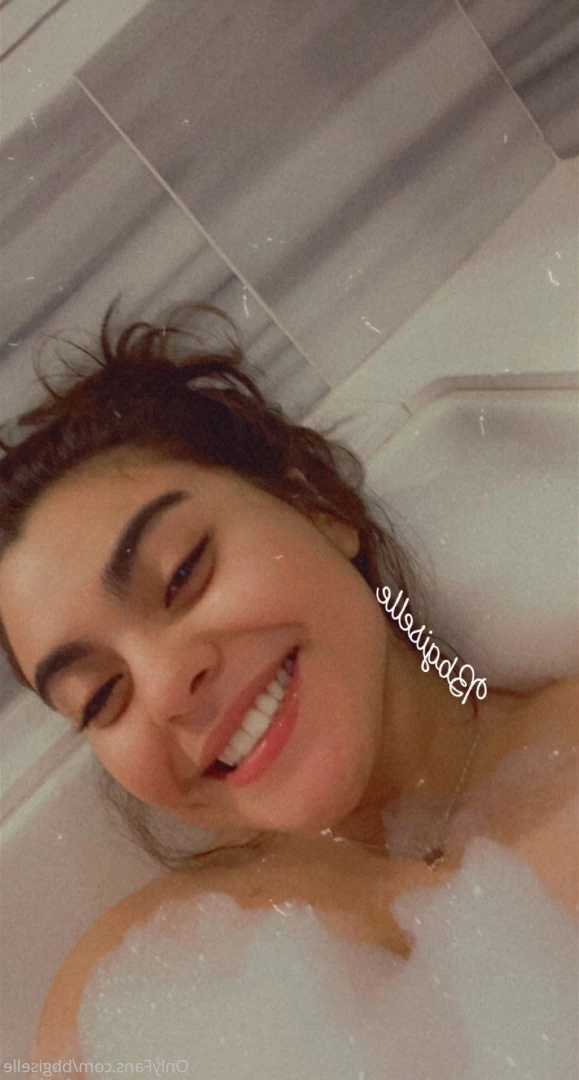 Giselle ✨ [ bbgiselle ] Onlyfans leaked photo 7408383 on Hotleaks.tv