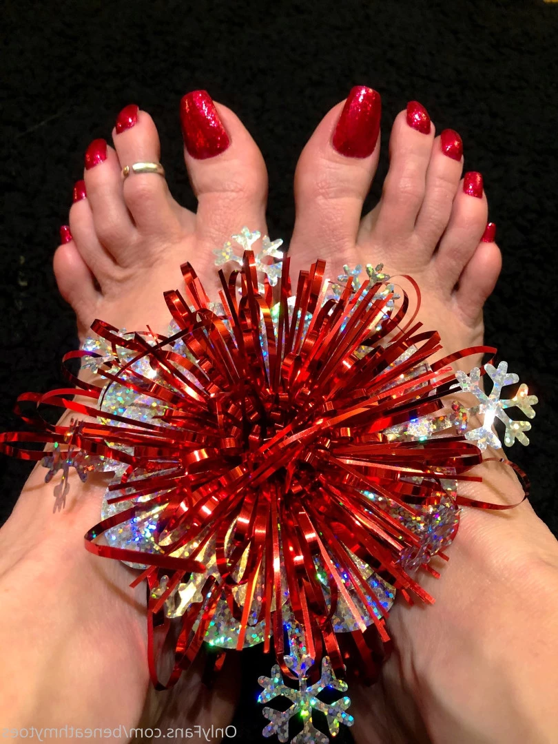 beneathmytoes Onlyfans leaked photo 7426811 on Hotleaks.tv