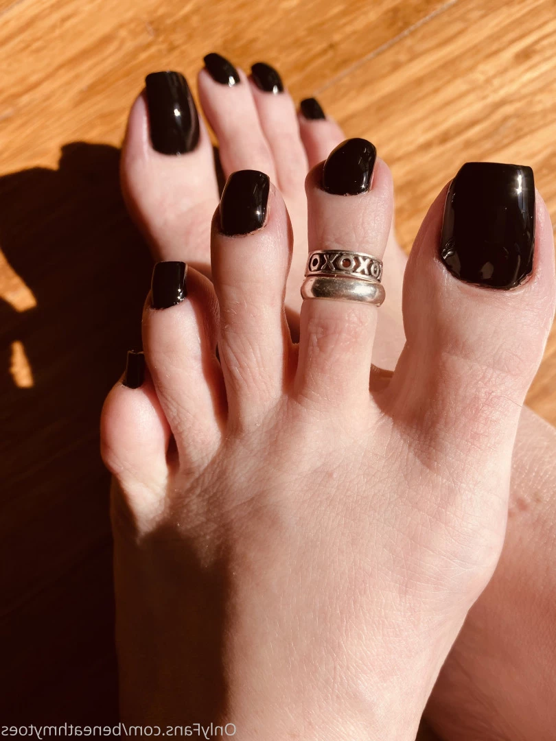 beneathmytoes Onlyfans leaked photo 7429979 on Hotleaks.tv