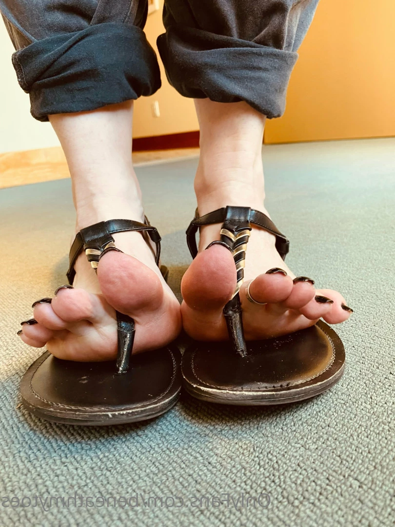 beneathmytoes Onlyfans leaked photo 7429989 on Hotleaks.tv