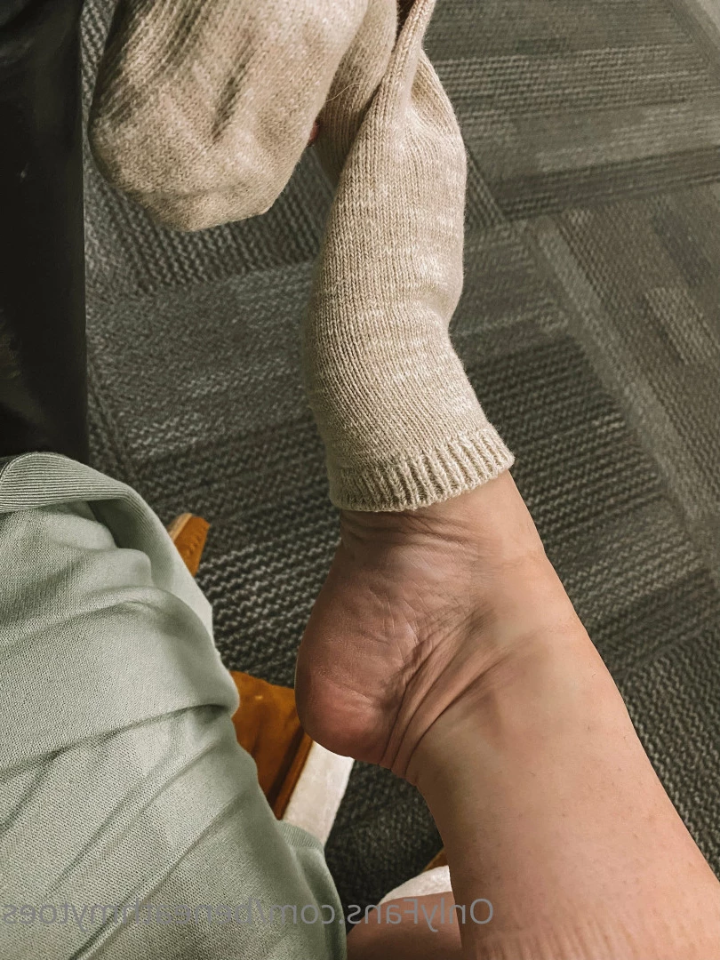 beneathmytoes Onlyfans leaked photo 7430395 on Hotleaks.tv