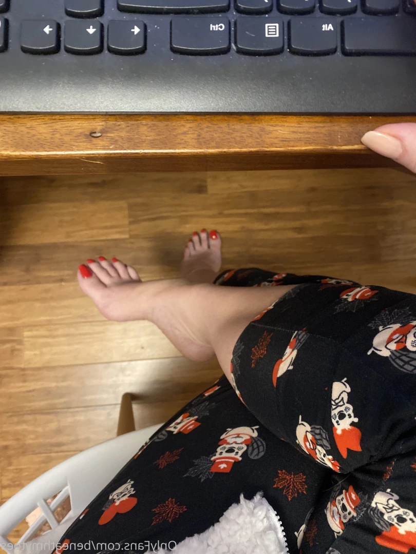 beneathmytoes Onlyfans leaked photo 7430738 on Hotleaks.tv