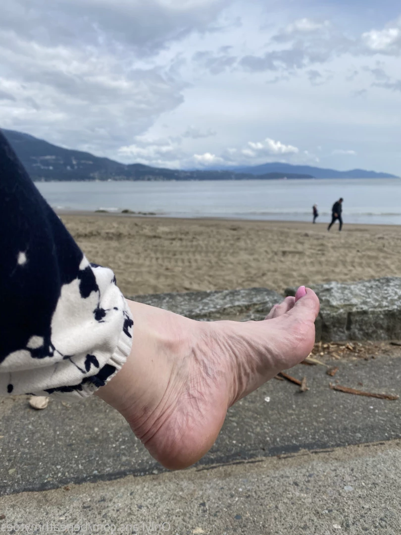 beneathmytoes Onlyfans leaked photo 7432567 on Hotleaks.tv
