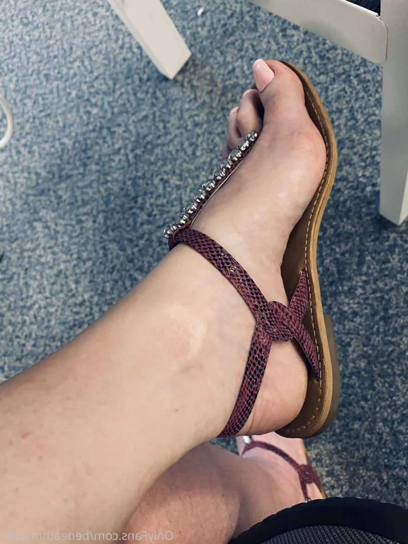 beneathmytoes Onlyfans leaked photo 7432725 on Hotleaks.tv