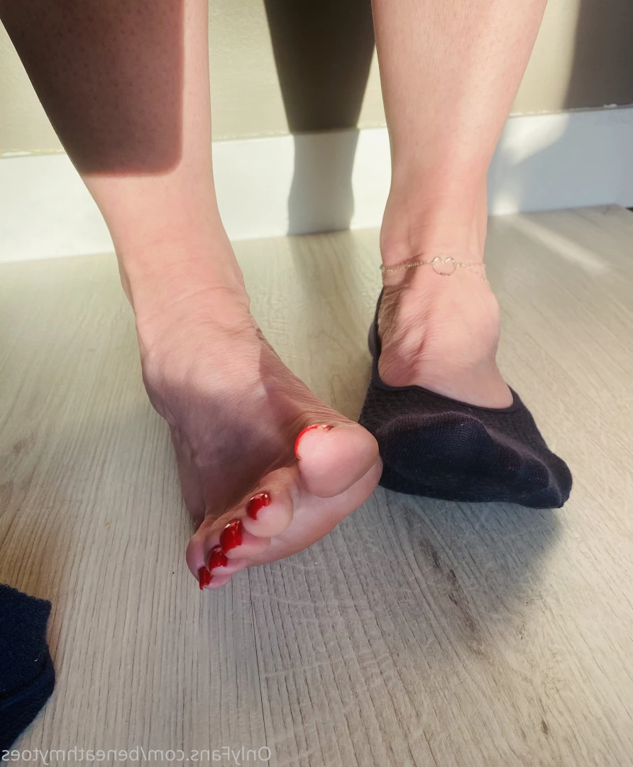 beneathmytoes Onlyfans leaked photo 7432774 on Hotleaks.tv