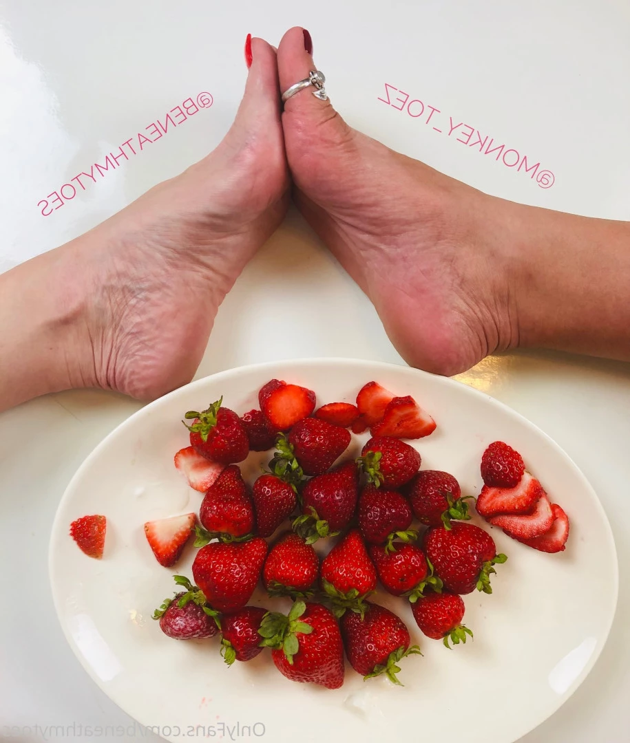 beneathmytoes Onlyfans leaked photo 7433074 on Hotleaks.tv