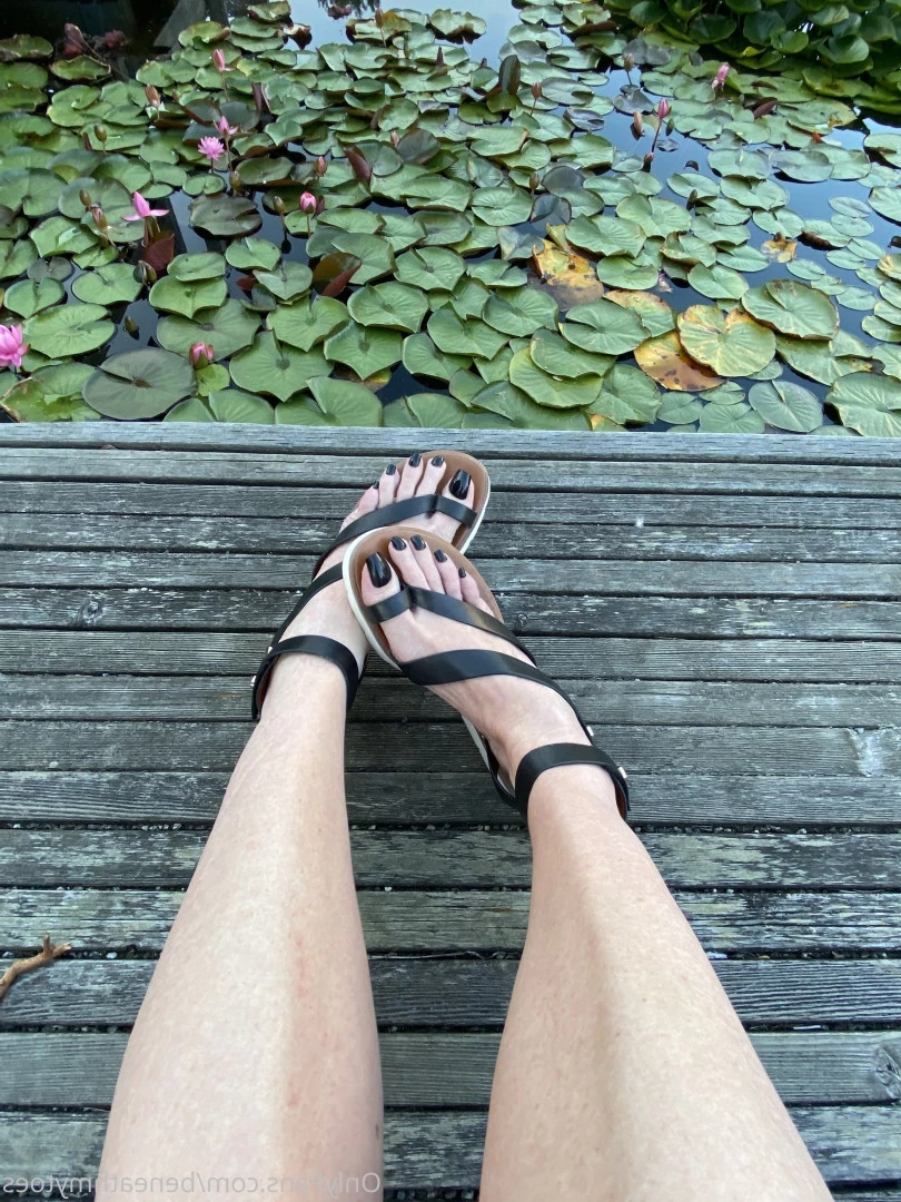 beneathmytoes Onlyfans leaked photo 7434066 on Hotleaks.tv