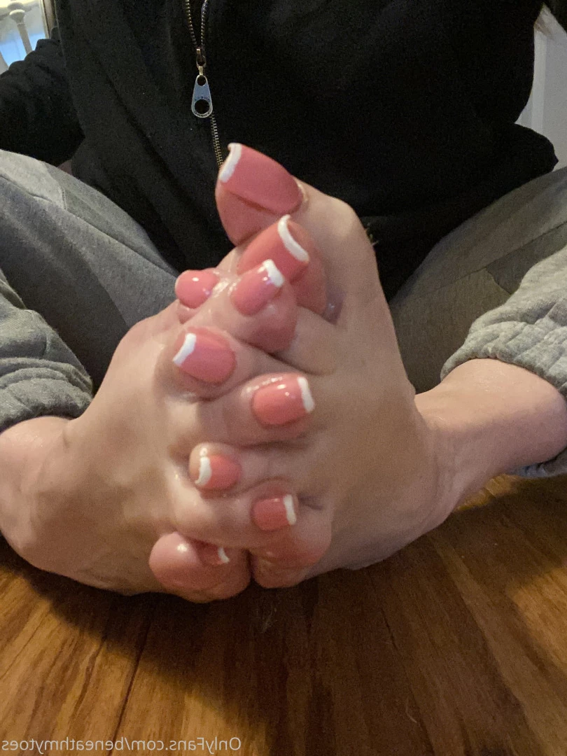 beneathmytoes Onlyfans leaked photo 7434342 on Hotleaks.tv