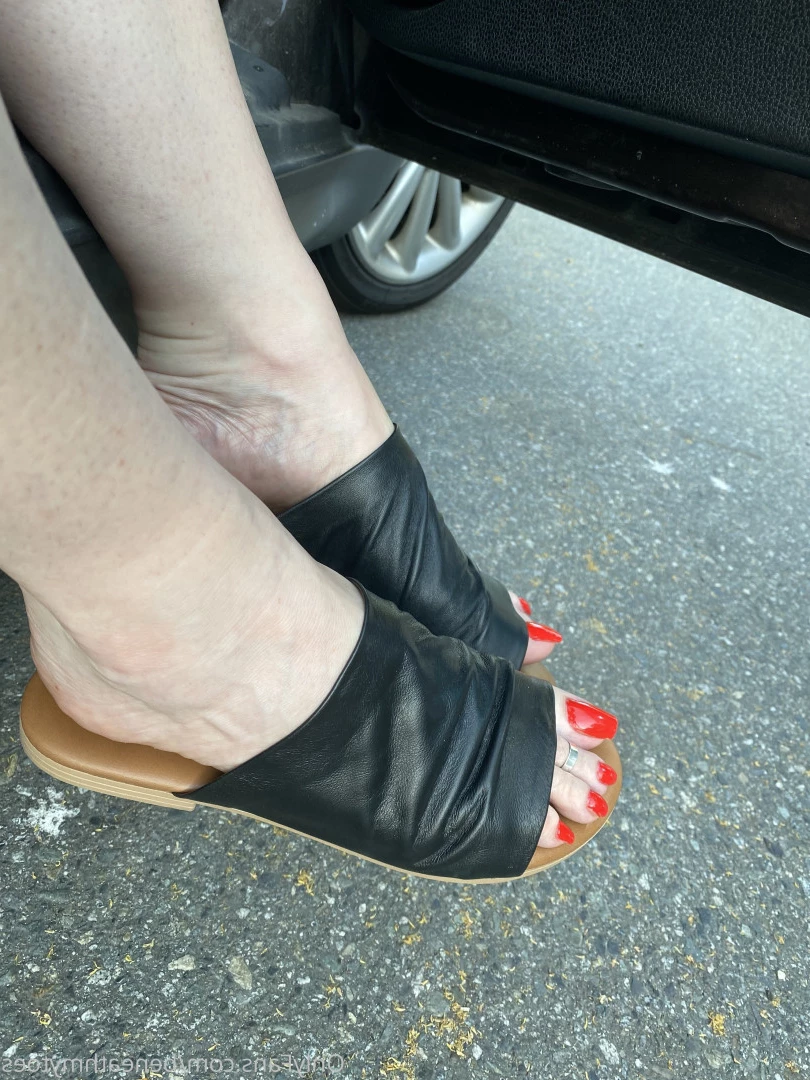 beneathmytoes Onlyfans leaked photo 7434410 on Hotleaks.tv