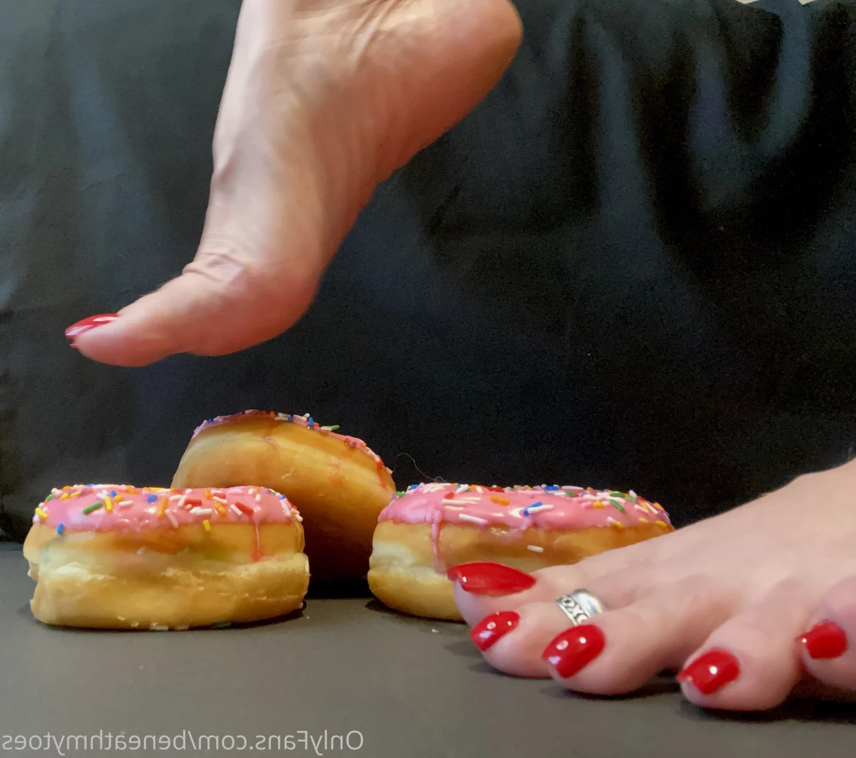 beneathmytoes Onlyfans leaked photo 7434518 on Hotleaks.tv