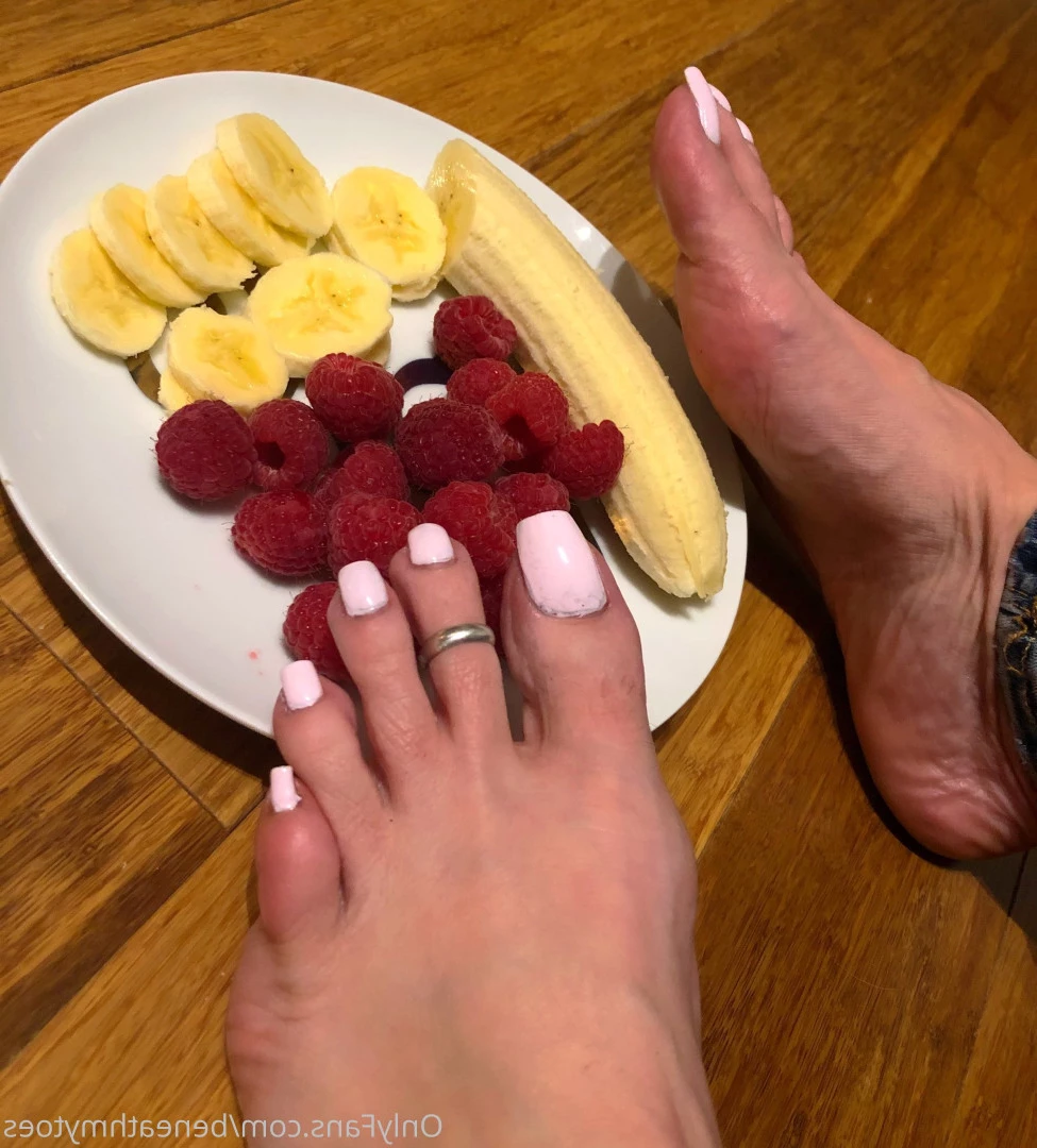 beneathmytoes Onlyfans leaked photo 7435061 on Hotleaks.tv
