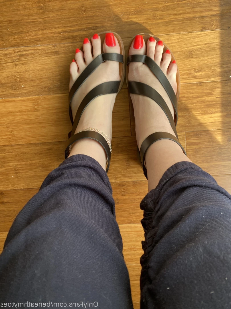 beneathmytoes Onlyfans leaked photo 7436030 on Hotleaks.tv