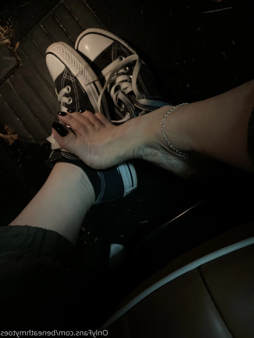 beneathmytoes Onlyfans leaked photo 7436504 on Hotleaks.tv