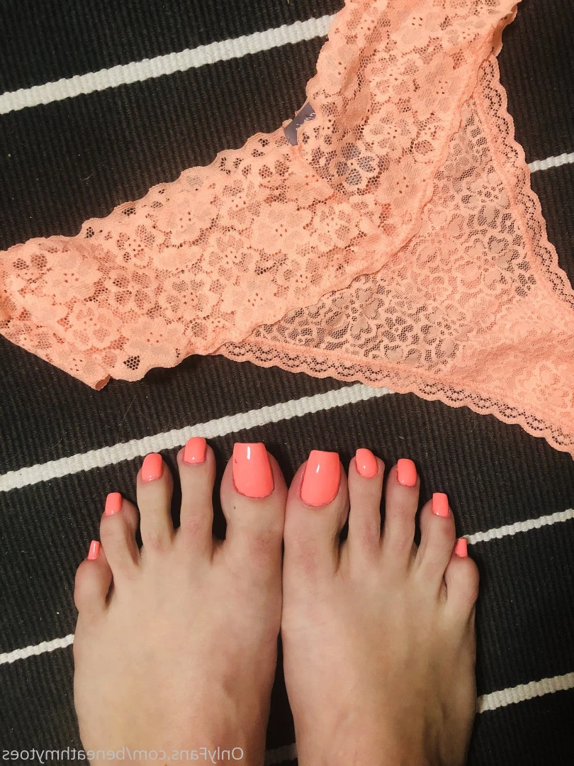 beneathmytoes Onlyfans leaked photo 7437452 on Hotleaks.tv