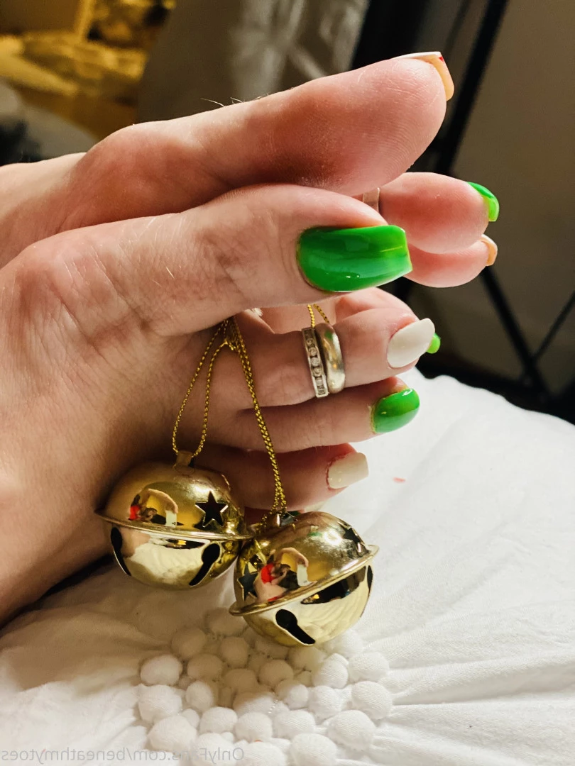 beneathmytoes Onlyfans leaked photo 7438452 on Hotleaks.tv