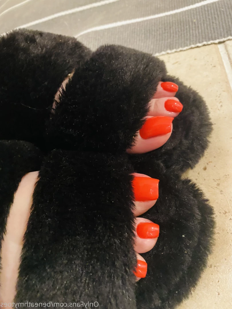 beneathmytoes Onlyfans leaked photo 7438650 on Hotleaks.tv