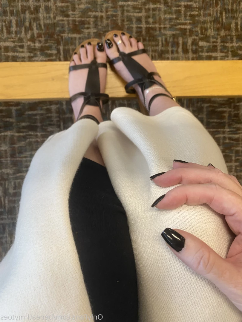 beneathmytoes Onlyfans leaked photo 7439067 on Hotleaks.tv