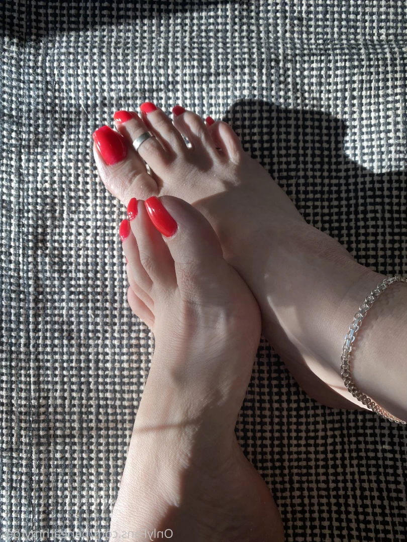 beneathmytoes Onlyfans leaked photo 7439747 on Hotleaks.tv