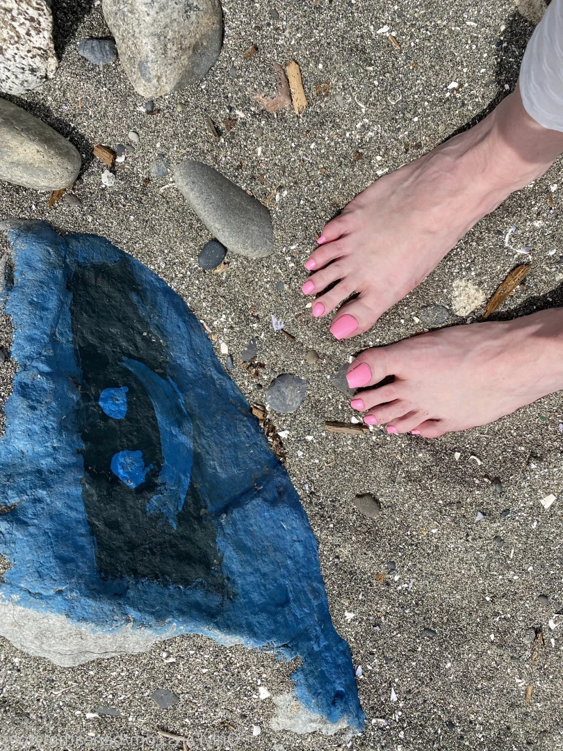 beneathmytoes Onlyfans leaked photo 7440499 on Hotleaks.tv