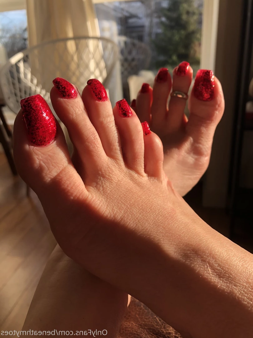 beneathmytoes Onlyfans leaked photo 7440957 on Hotleaks.tv