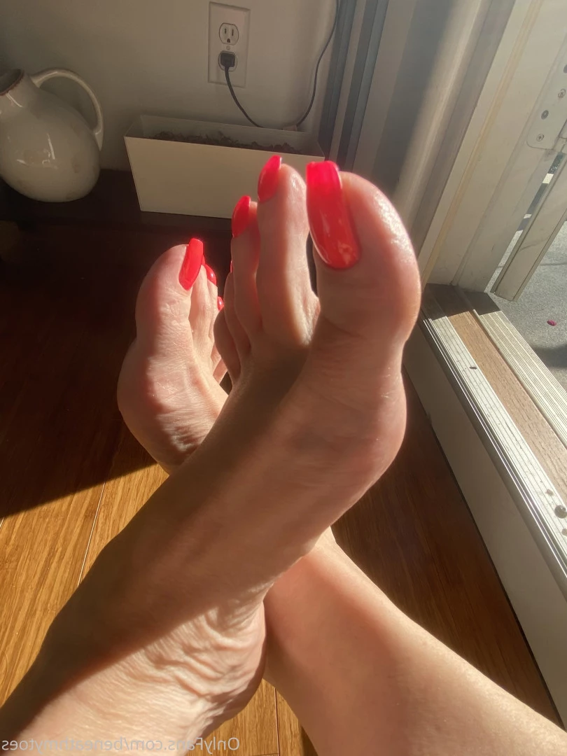 beneathmytoes Onlyfans leaked photo 7441407 on Hotleaks.tv