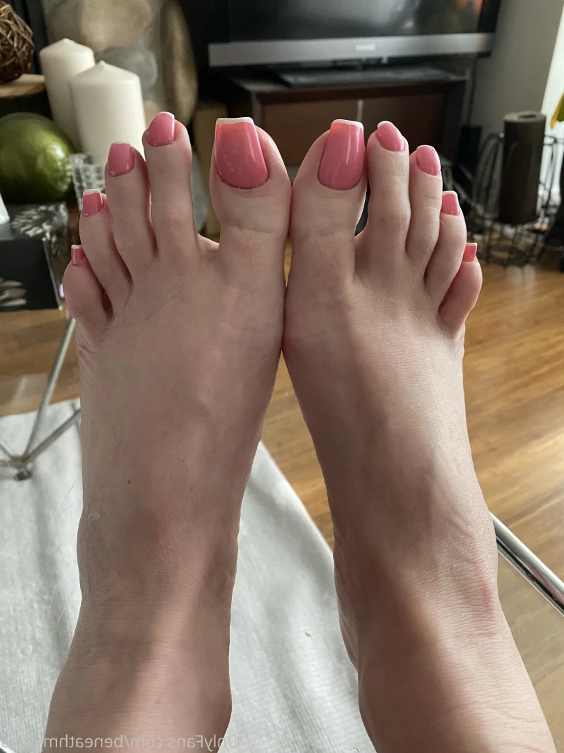 beneathmytoes Onlyfans leaked photo 7441935 on Hotleaks.tv