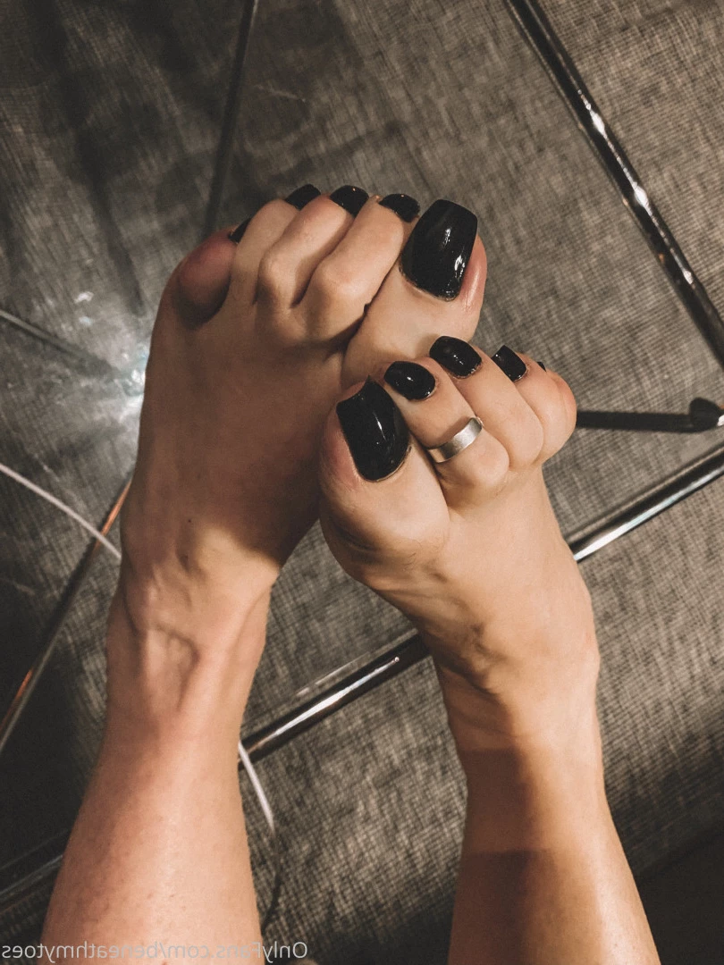 beneathmytoes Onlyfans leaked photo 7442491 on Hotleaks.tv