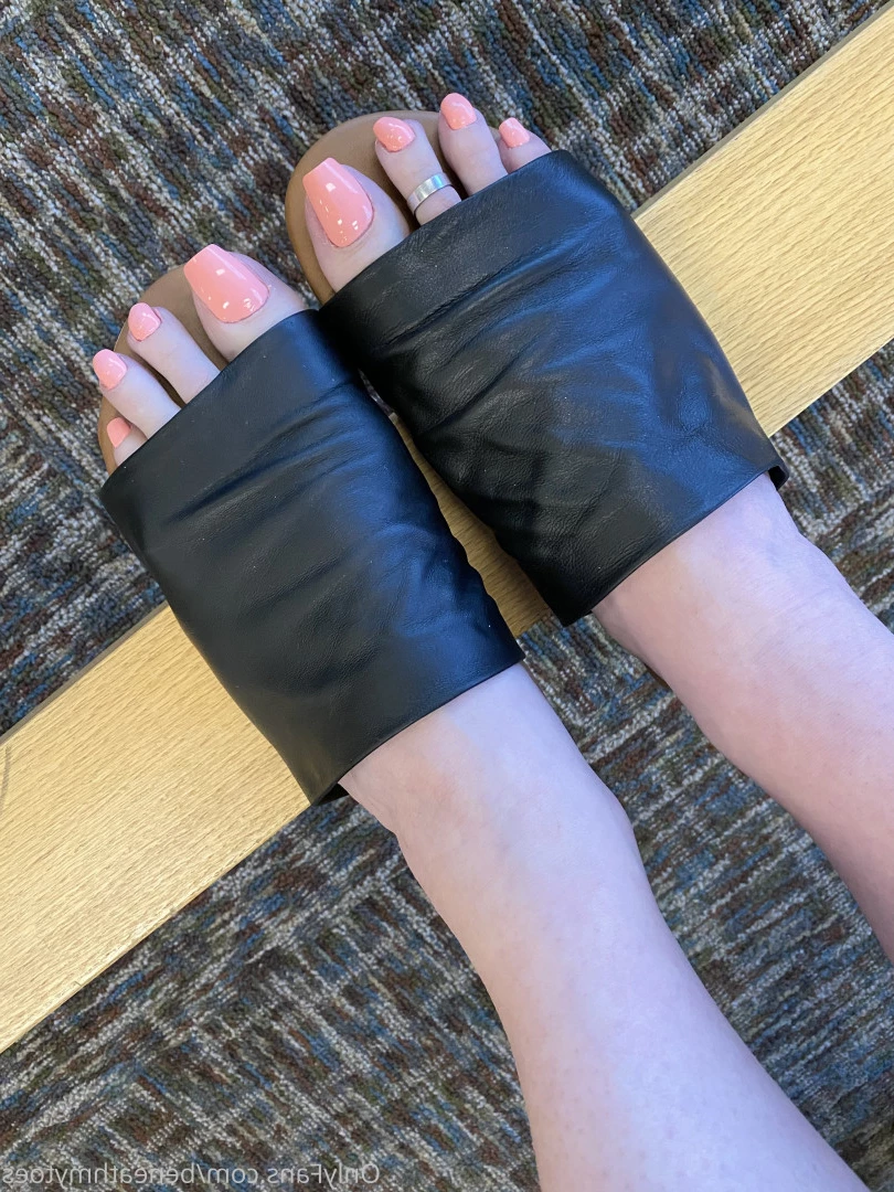 beneathmytoes Onlyfans leaked photo 7446087 on Hotleaks.tv