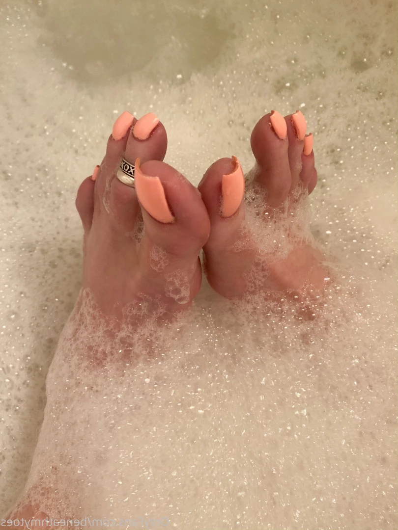 beneathmytoes Onlyfans leaked photo 7446385 on Hotleaks.tv