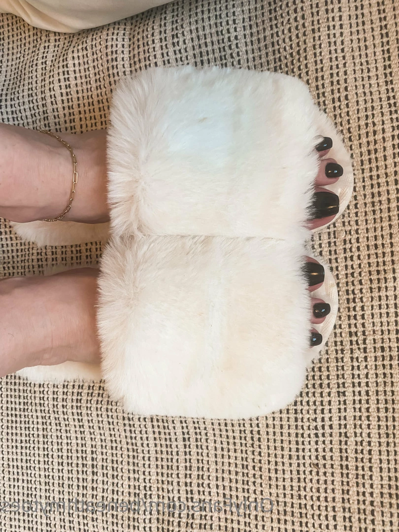 beneathmytoes Onlyfans leaked photo 7446405 on Hotleaks.tv