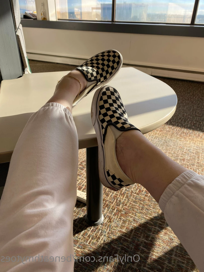 beneathmytoes Onlyfans leaked photo 7448850 on Hotleaks.tv