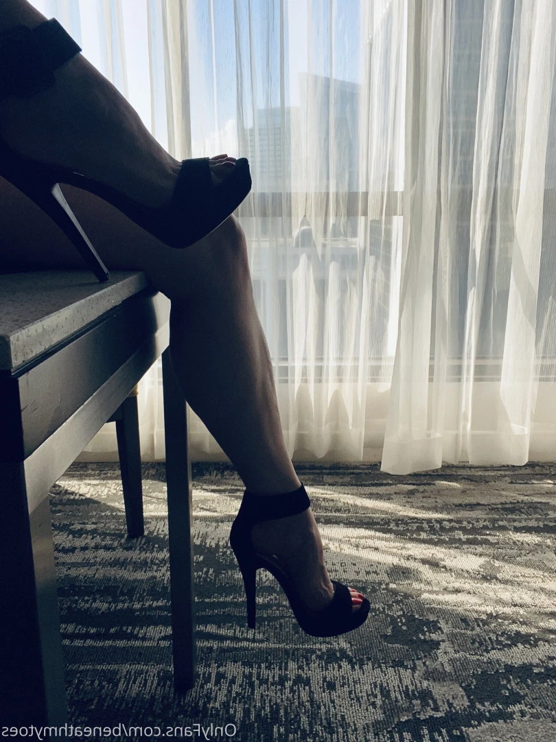 beneathmytoes Onlyfans leaked photo 7450094 on Hotleaks.tv