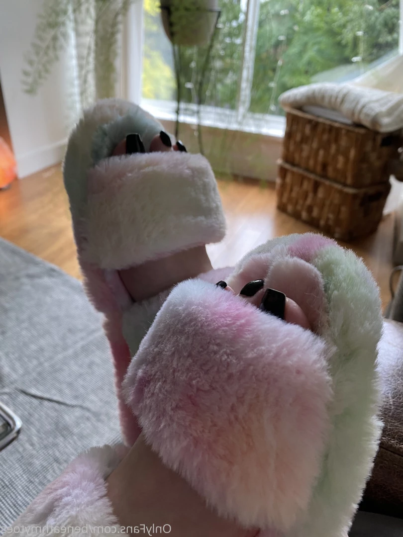 beneathmytoes Onlyfans leaked photo 7452542 on Hotleaks.tv