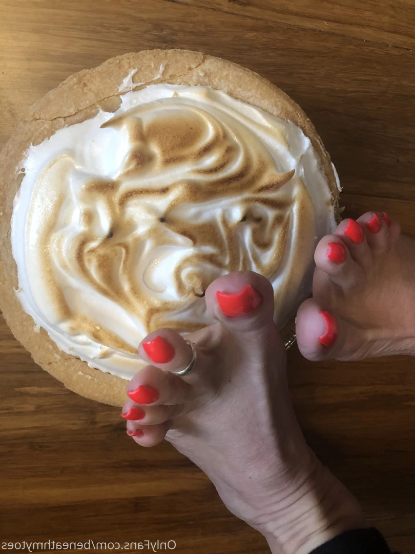 beneathmytoes Onlyfans leaked photo 7452783 on Hotleaks.tv