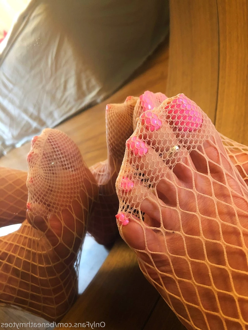 beneathmytoes Onlyfans leaked photo 7454041 on Hotleaks.tv