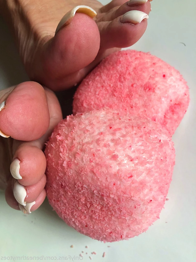 beneathmytoes Onlyfans leaked photo 7454417 on Hotleaks.tv