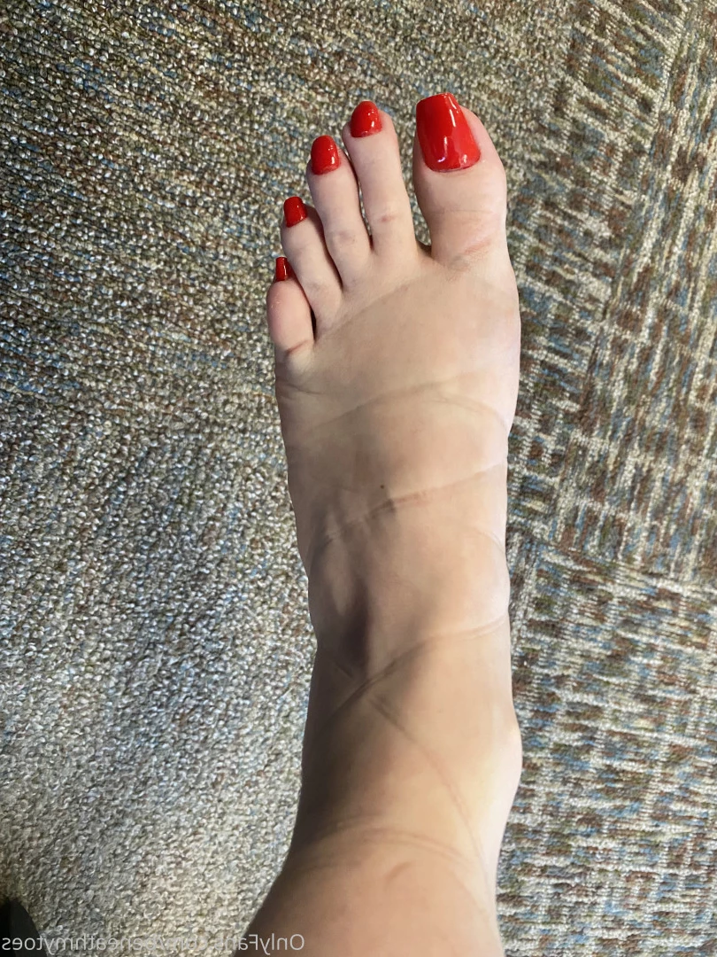 beneathmytoes Onlyfans leaked photo 7454516 on Hotleaks.tv