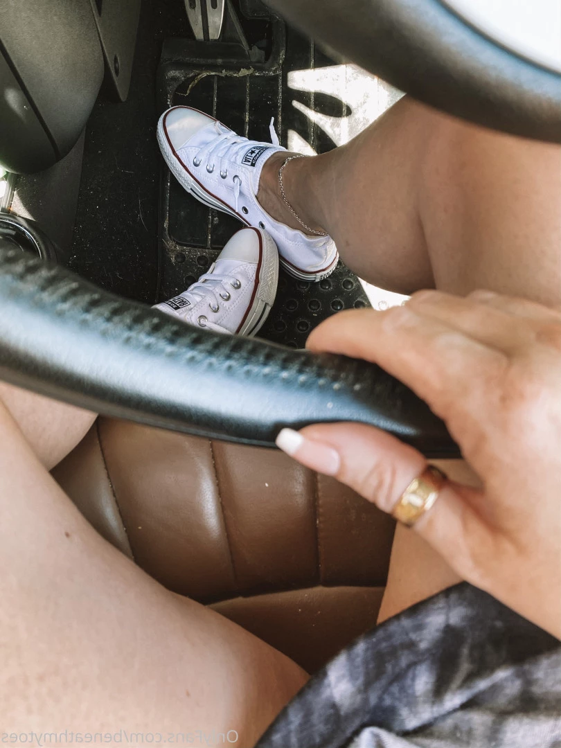 beneathmytoes Onlyfans leaked photo 7454550 on Hotleaks.tv