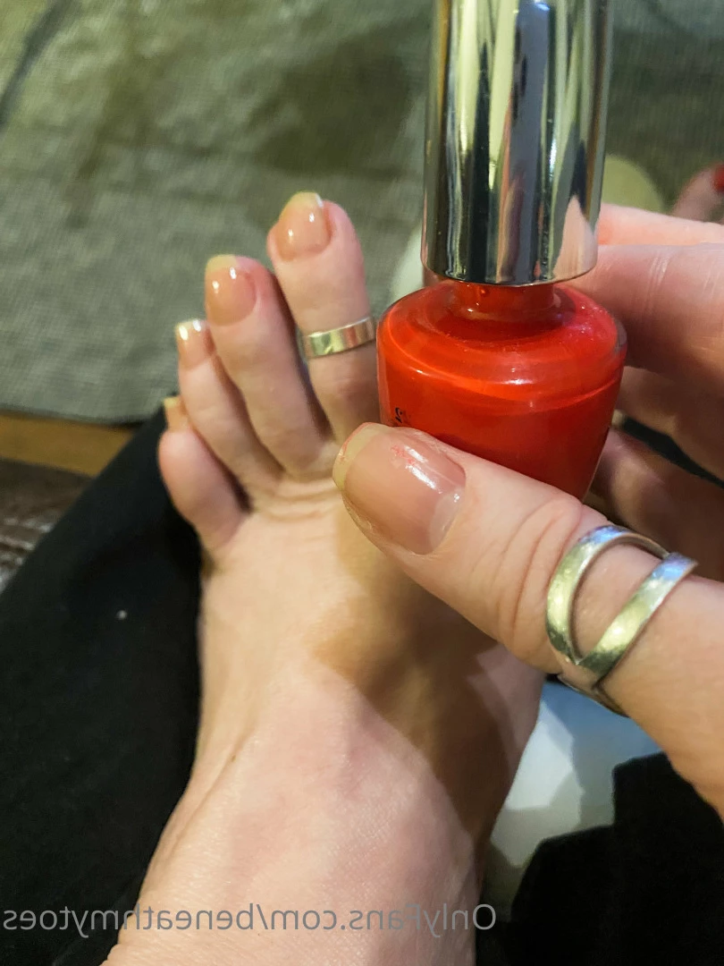 beneathmytoes Onlyfans leaked photo 7454885 on Hotleaks.tv