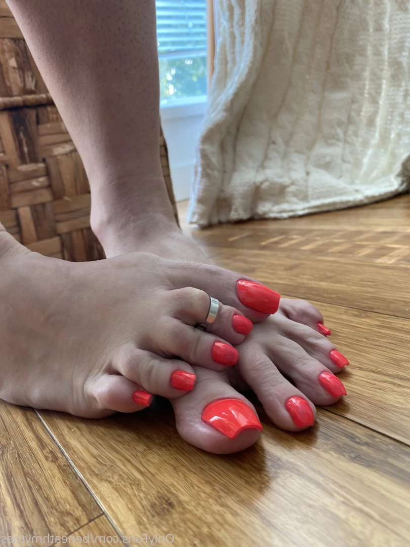 beneathmytoes Onlyfans leaked photo 7455165 on Hotleaks.tv
